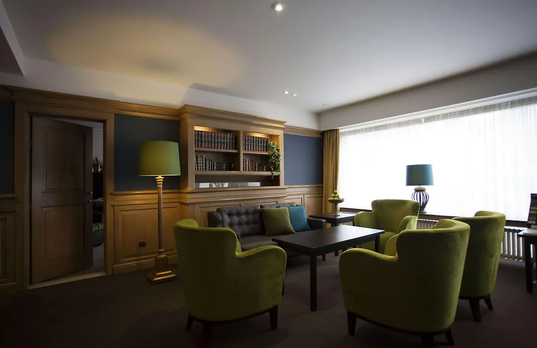 Theater Hotel-1